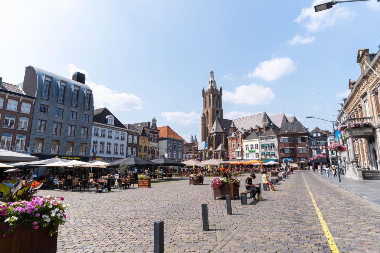 فندق هيت أريسثيس رورموند المظهر الخارجي الصورة The Grote Markt