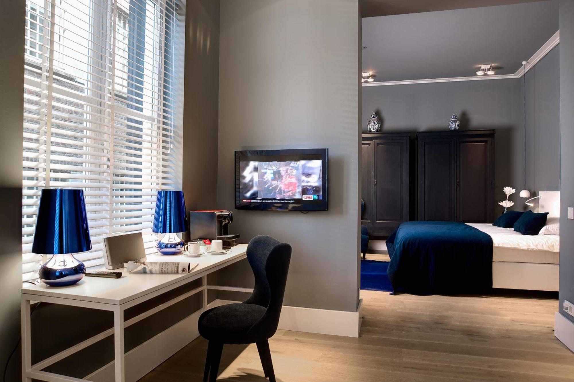 فندق هيت أريسثيس رورموند المظهر الخارجي الصورة A room at the hotel