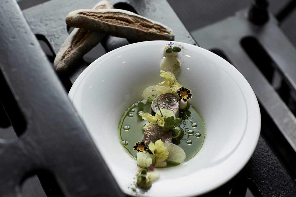 فندق هيت أريسثيس رورموند المظهر الخارجي الصورة A dish at Noma